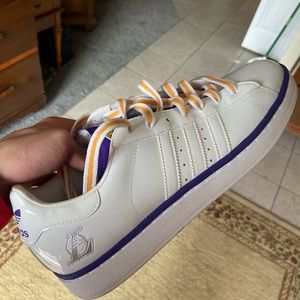 Lakers Adidas Superstar size 11